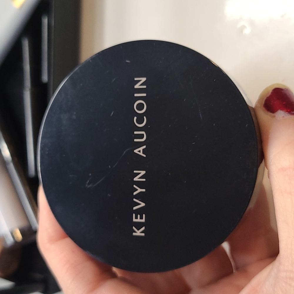 Kevyn Aucoin foundation balm shade FB05. Swatched